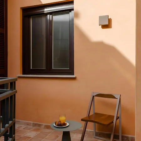 Sonder By Marriott Bonvoy Antinoo Piazza Del Parlamento 4*