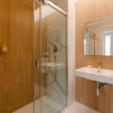 Sonder By Marriott Bonvoy Antinoo Piazza Del Parlamento 아파트호텔 *