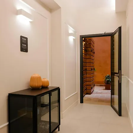 Sonder By Marriott Bonvoy Antinoo Piazza Del Parlamento 로마