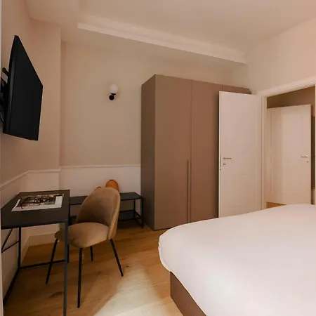 Sonder By Marriott Bonvoy Antinoo Piazza Del Parlamento 로마