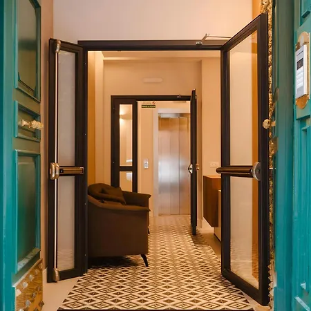 Sonder By Marriott Bonvoy Antinoo Piazza Del Parlamento * 로마