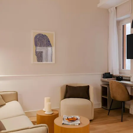 Sonder By Marriott Bonvoy Antinoo Piazza Del Parlamento 로마