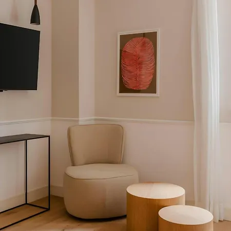 Sonder By Marriott Bonvoy Antinoo Piazza Del Parlamento Lägenhetshotell 4*