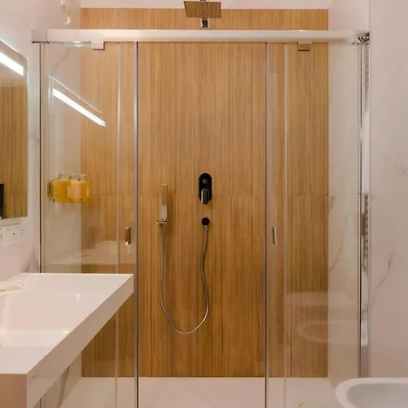 Lägenhetshotell Sonder By Marriott Bonvoy Antinoo Piazza Del Parlamento 4*