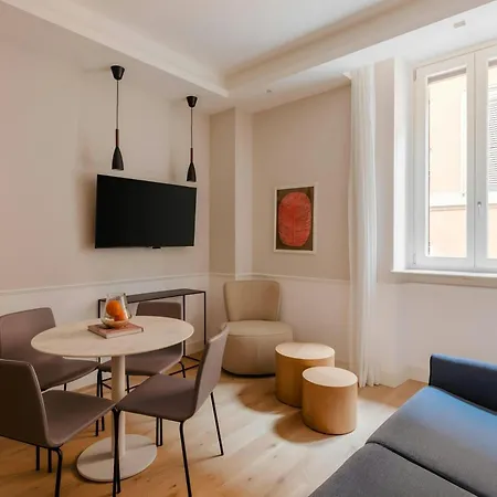 Sonder By Marriott Bonvoy Antinoo Piazza Del Parlamento 로마