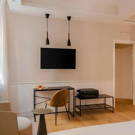 Sonder By Marriott Bonvoy Antinoo Piazza Del Parlamento 4*