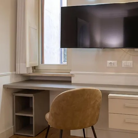 Numa Condotti Apartahotel 4*