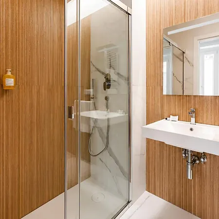 Numa Condotti Apartahotel 4*