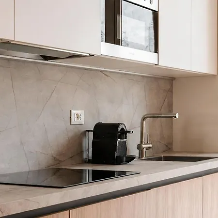 Numa Condotti Apartahotel 4*