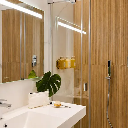 Apartahotel Numa Condotti 4*