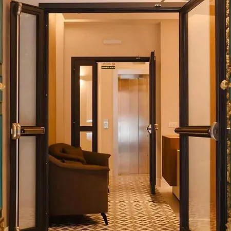 Numa Condotti Apartahotel