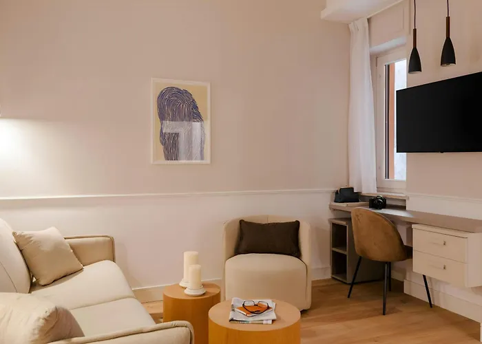 Sonder By Marriott Bonvoy Antinoo Piazza Del Parlamento Rome
