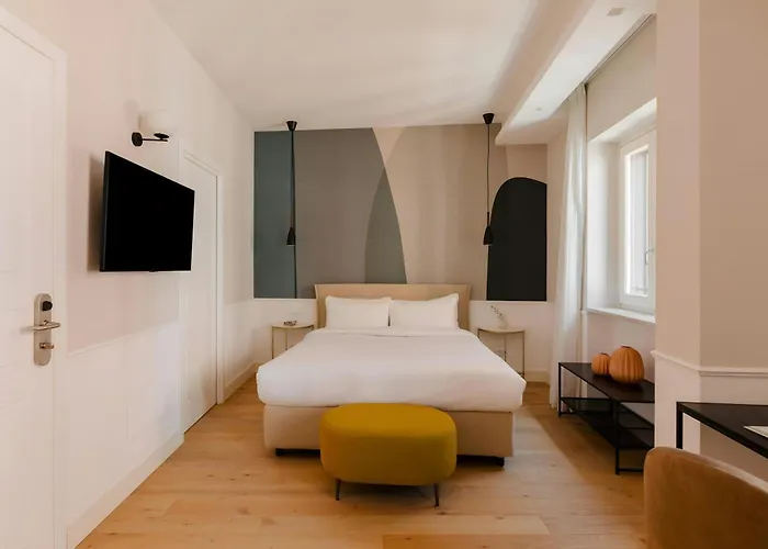 Sonder By Marriott Bonvoy Antinoo Piazza Del Parlamento 4* Rome