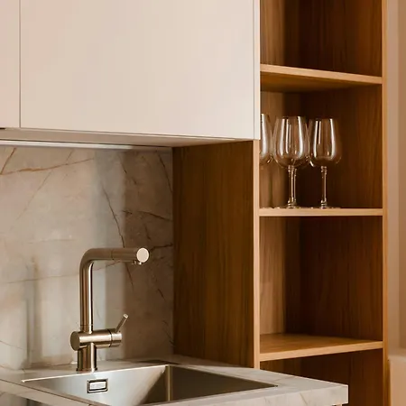 Sonder By Marriott Bonvoy Antinoo Piazza Del Parlamento Apart Otel *