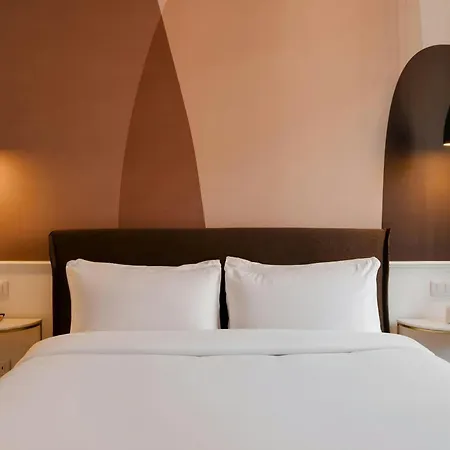 Aparthotel Sonder By Marriott Bonvoy Antinoo Piazza Del Parlamento 4*