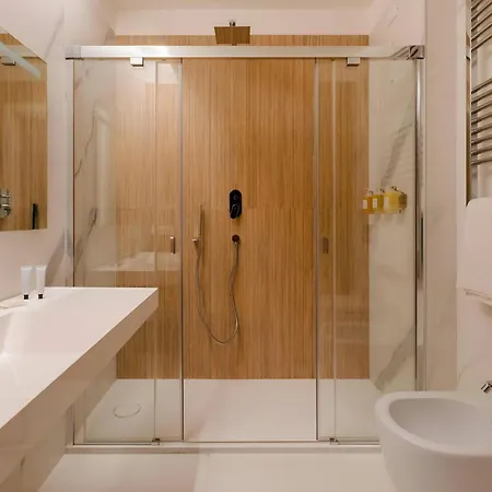 Sonder By Marriott Bonvoy Antinoo Piazza Del Parlamento Aparthotel Rome