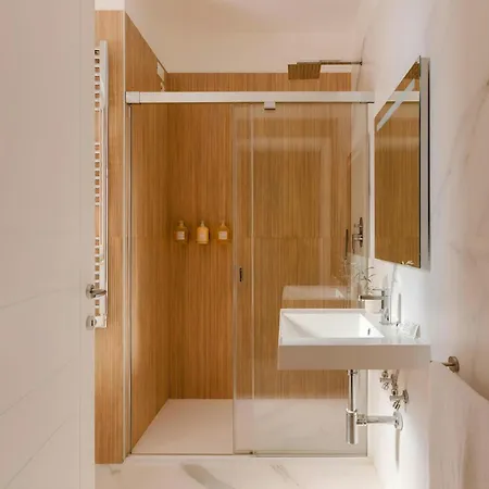 Sonder By Marriott Bonvoy Antinoo Piazza Del Parlamento 4* Rome