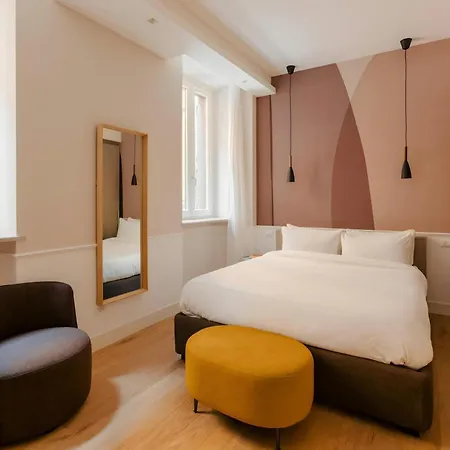 Sonder By Marriott Bonvoy Antinoo Piazza Del Parlamento 4*